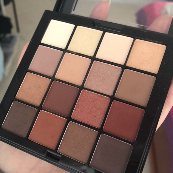 Makeup Set - Picture 2 of 9